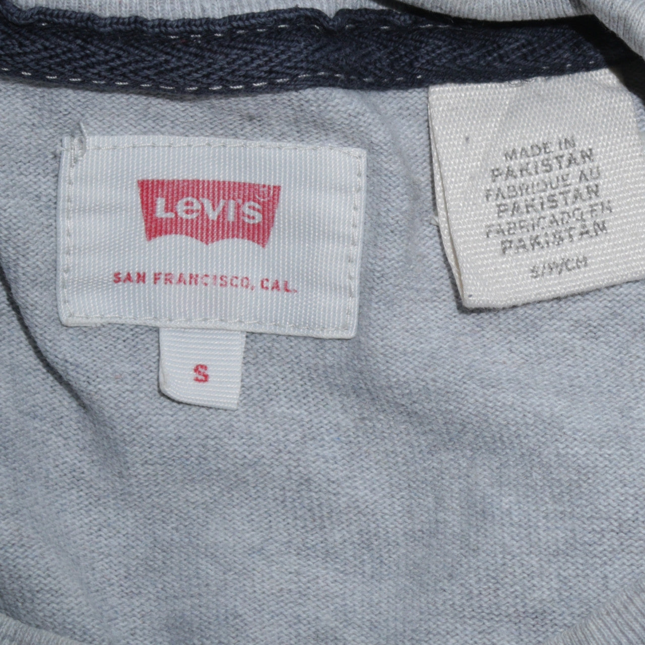 Mens UK Size S Levi's Grey Pullover Sweatshirt