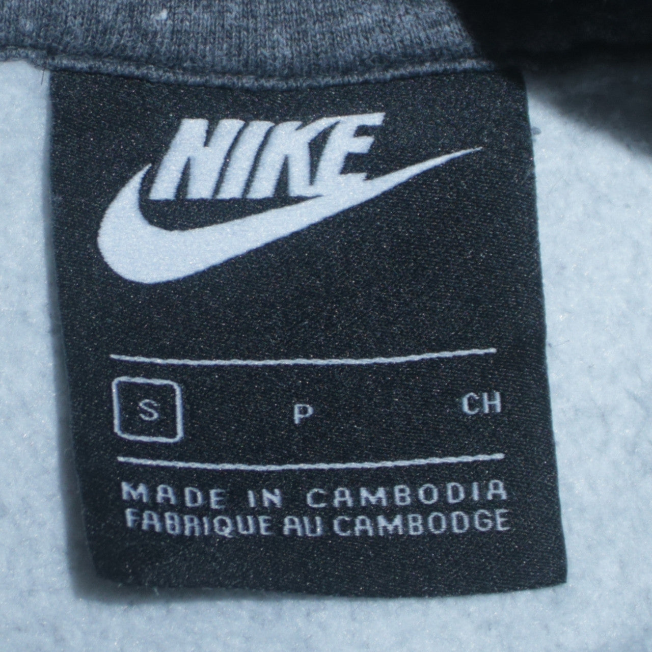 Mens UK Size S Nike Grey Pullover Hoodie