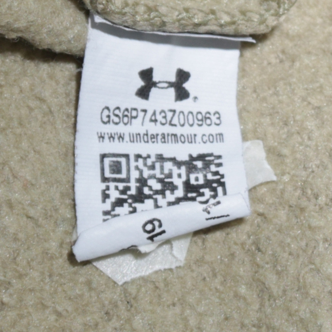Mens UK Size M Under armour Green Pullover Hoodie