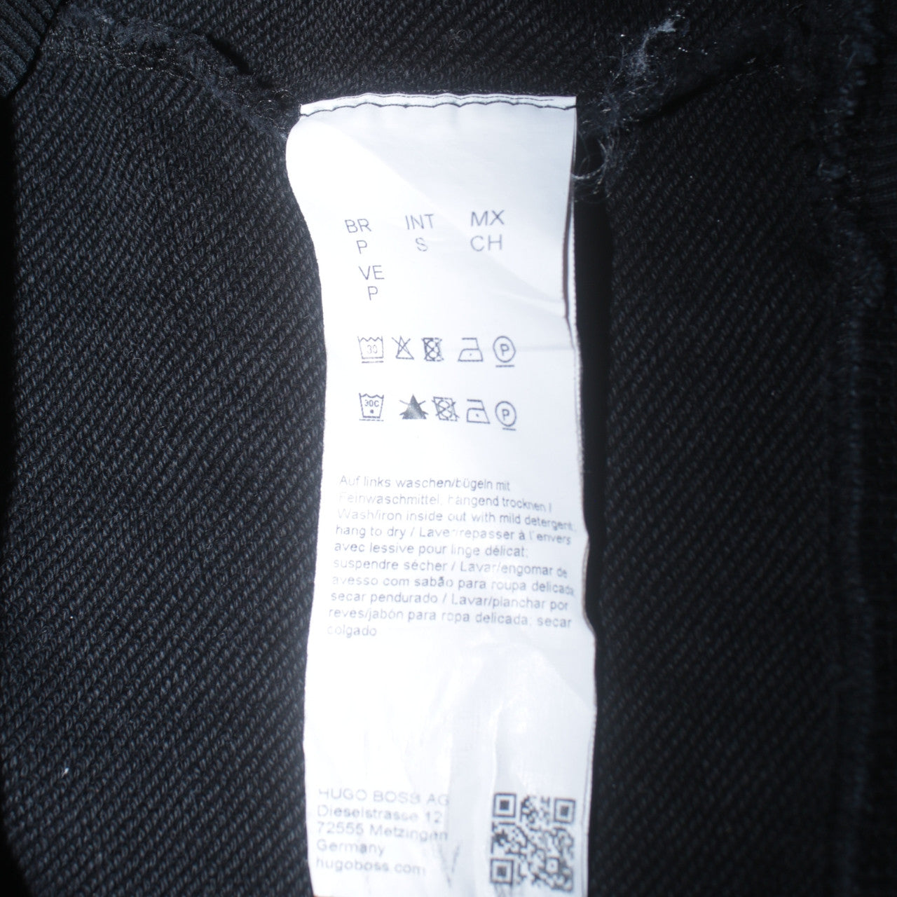 Mens UK Size S HUGO BOSS Black Pullover Sweatshirt