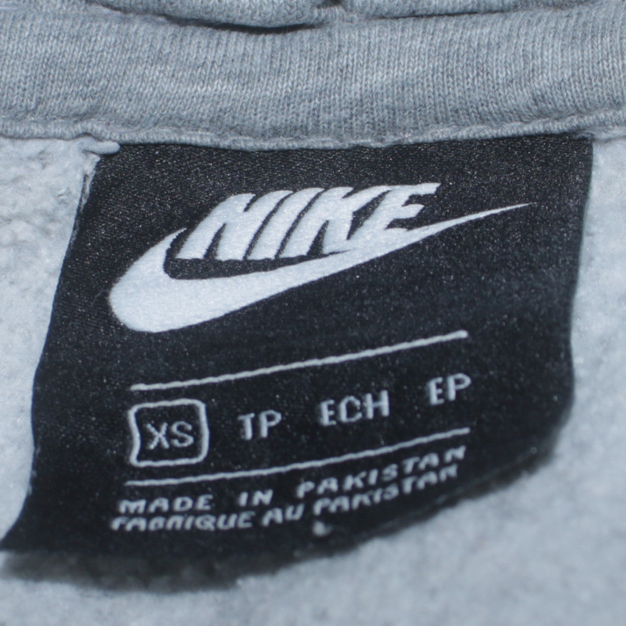 Mens UK Size XS Nike Grey Pullover Hoodie