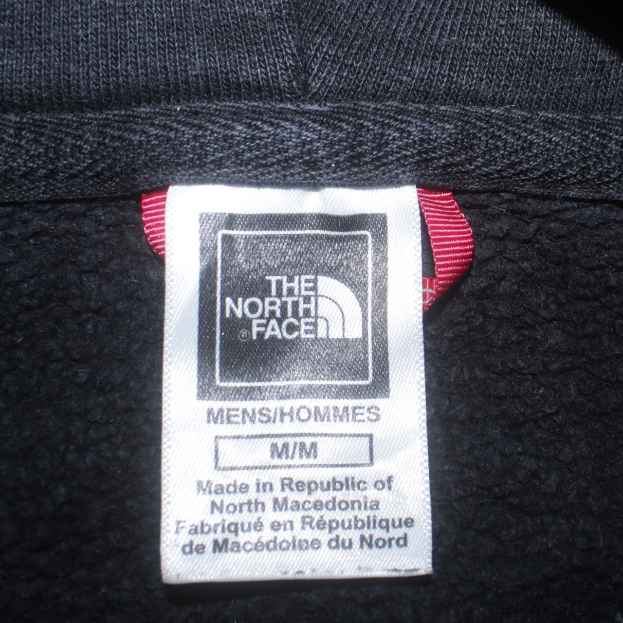 Mens UK Size M The North Face Black Pullover Hoodie