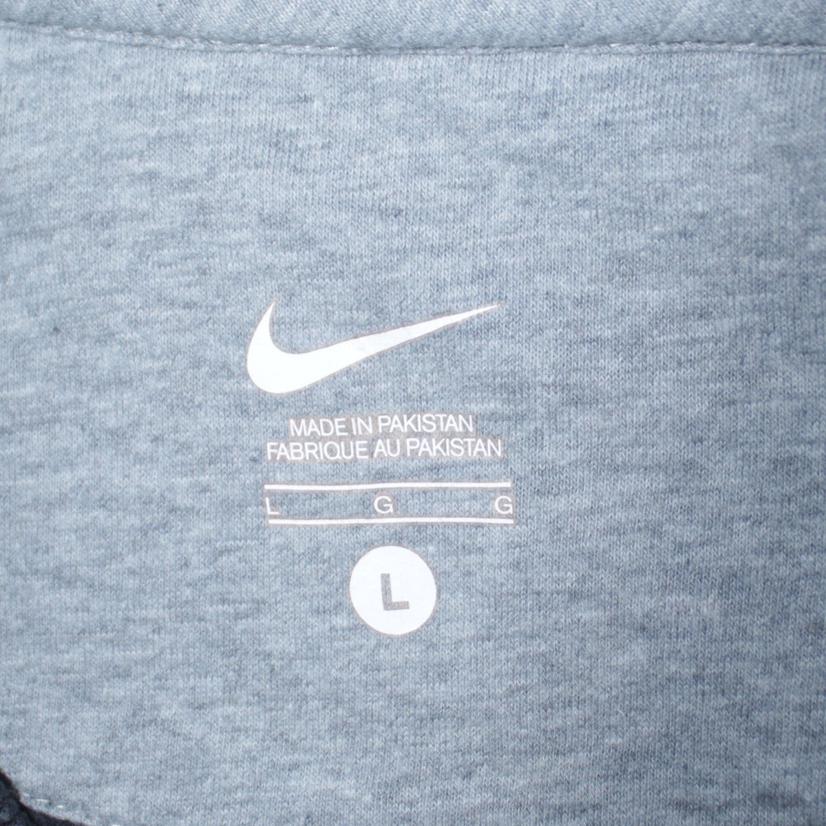 Mens UK Size L Nike Black Pullover Sweatshirt