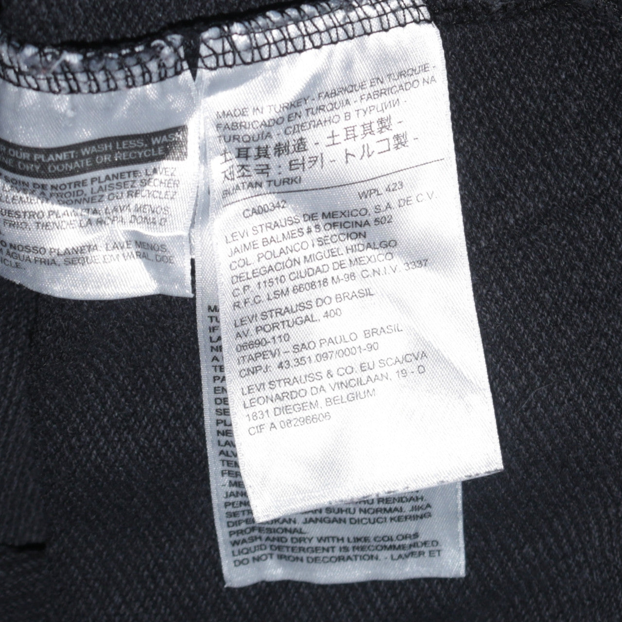 Mens UK Size M Levi's Black Pullover Hoodie