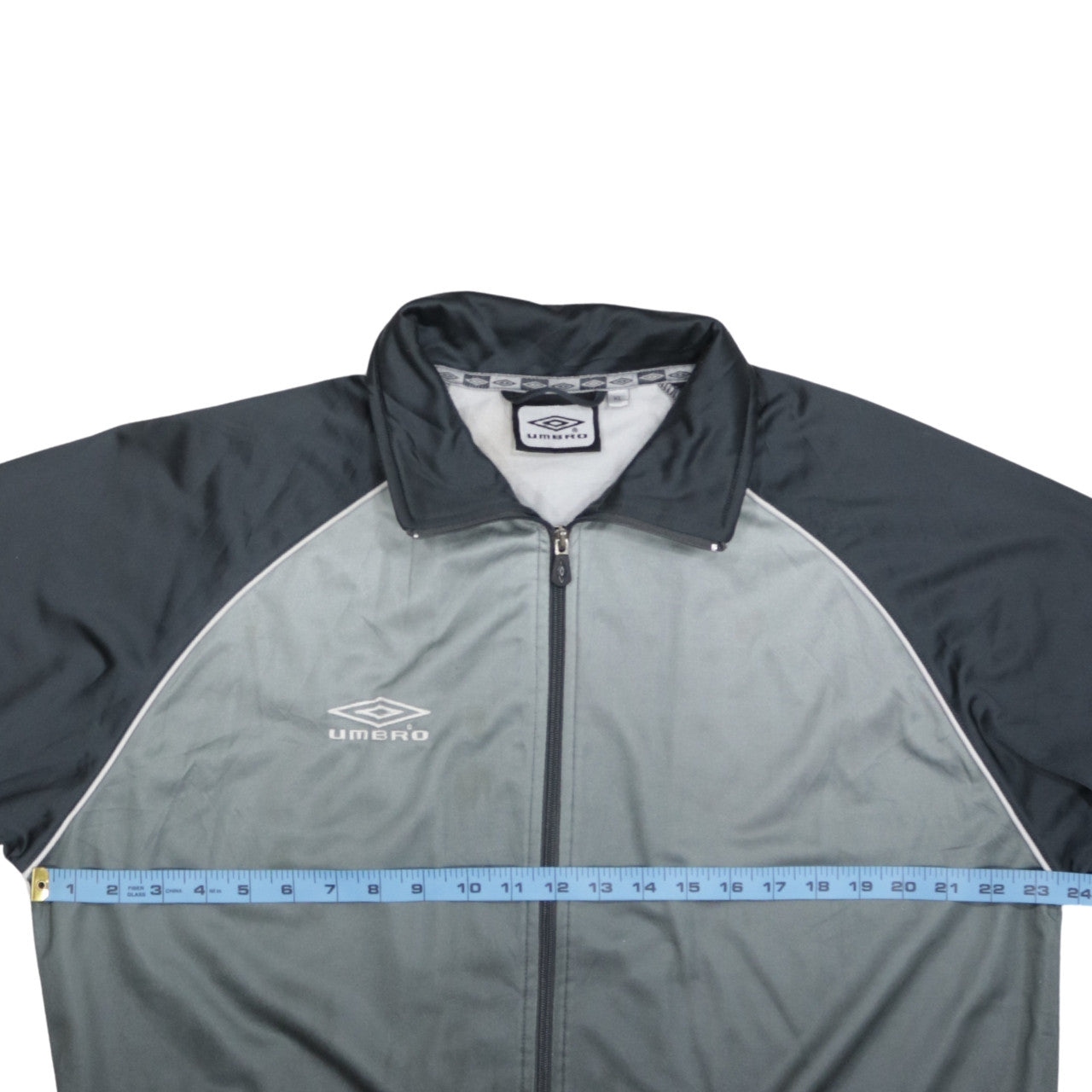 Mens UK Size XL Umbro Grey FootballGym & TrainingRunning & Jogging Jacket