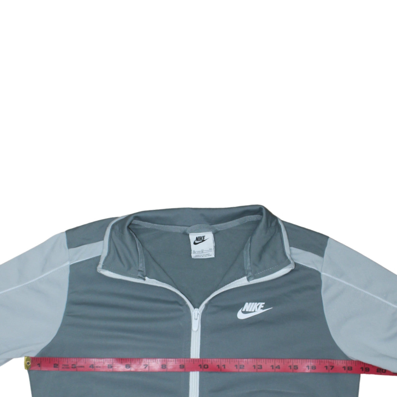 Boys UK Size XL Nike Grey Track Jacket