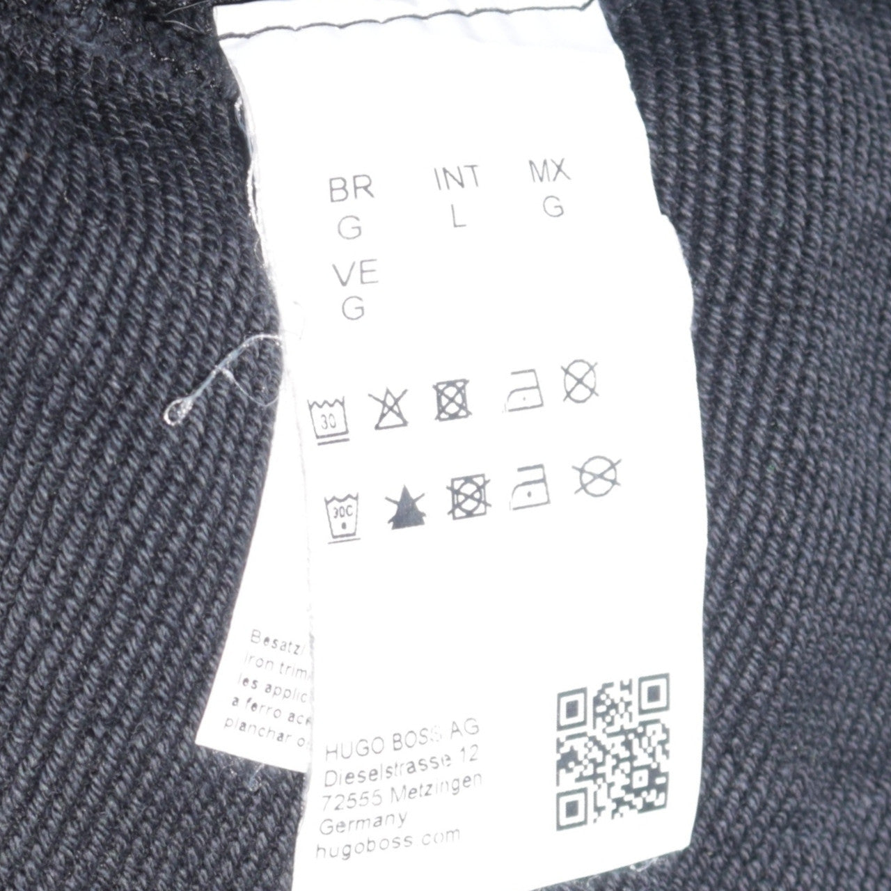 Mens UK Size L HUGO BOSS Black Pullover Sweatshirt