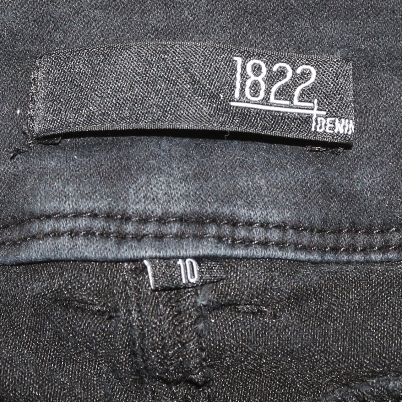 Womens UK Size 10 1822 Denim Regular Fit Bermuda Shorts