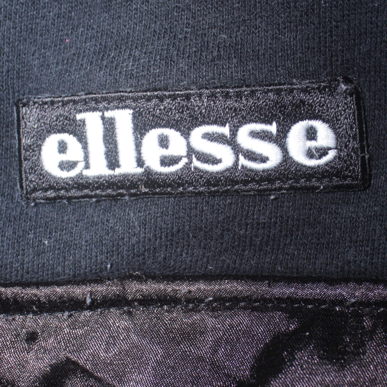 Womens UK Size 6 ellesse Black Pullover Sweatshirt
