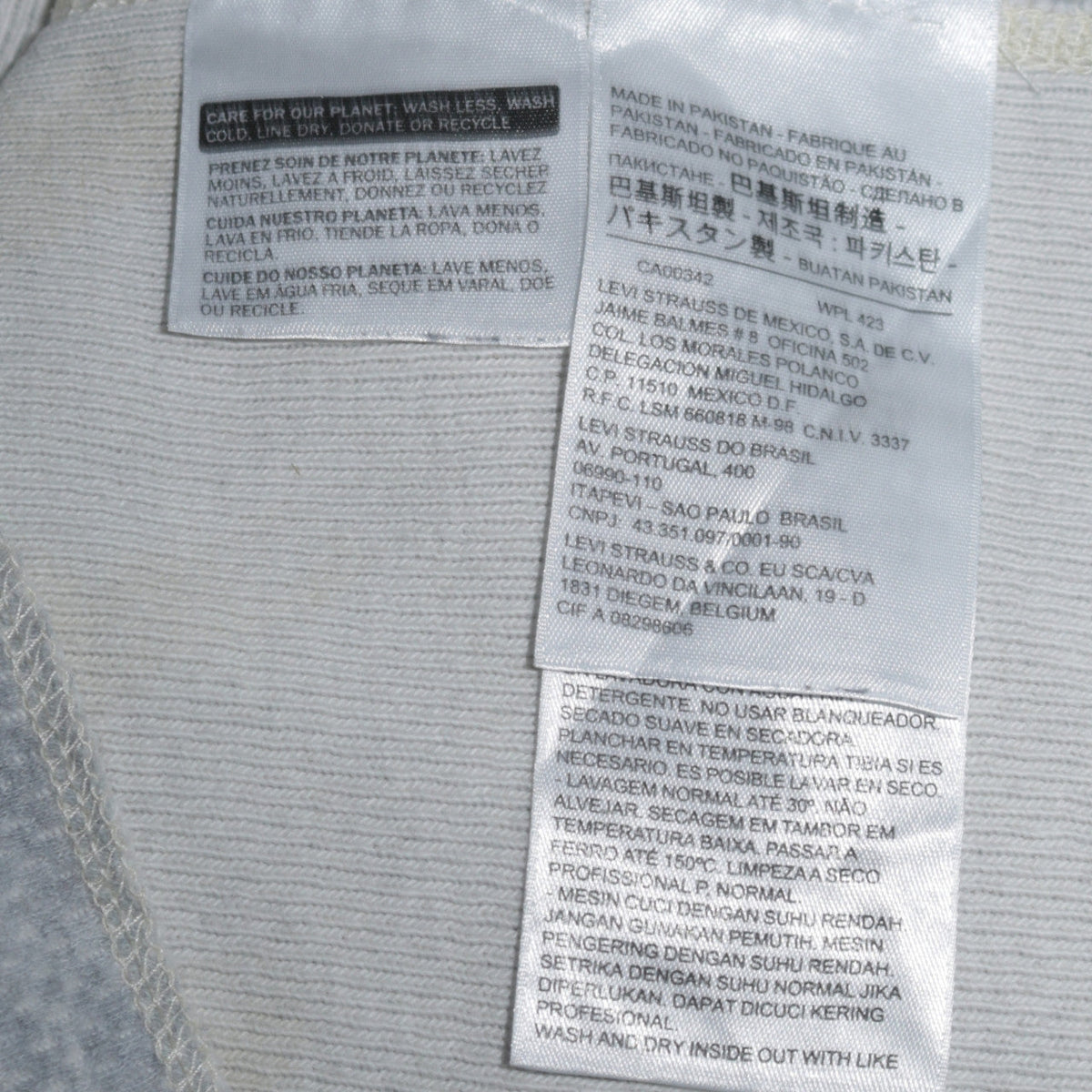 Mens UK Size M Levi's Grey Pullover Sweatshirt