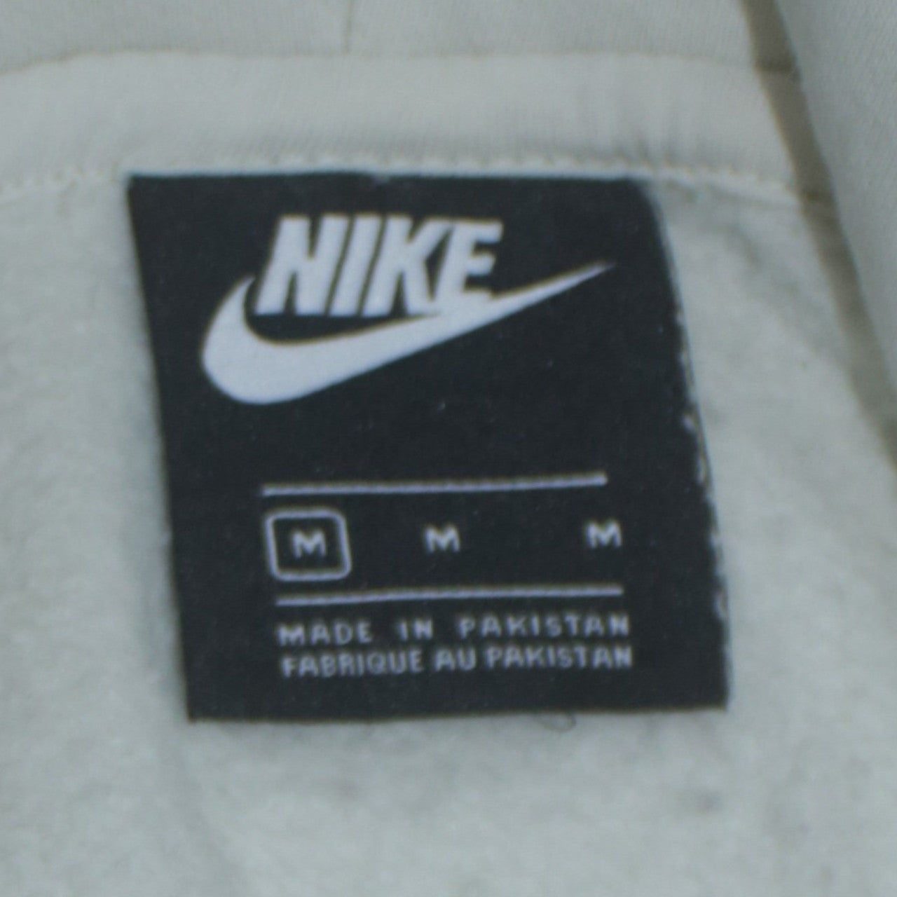 Mens UK Size M Nike White Pullover Hoodie