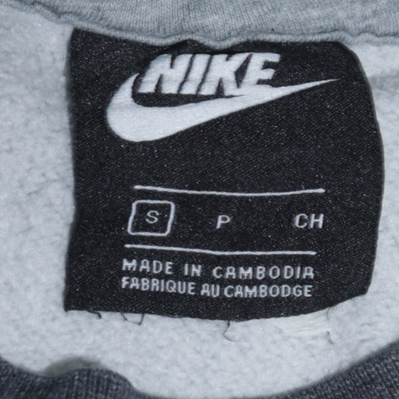 Mens UK Size S Nike Grey Pullover Sweatshirt