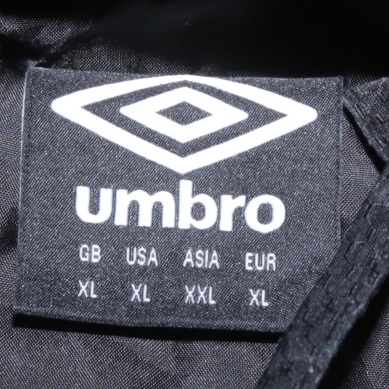 Mens UK Size XL Umbro Black Puffer Jacket