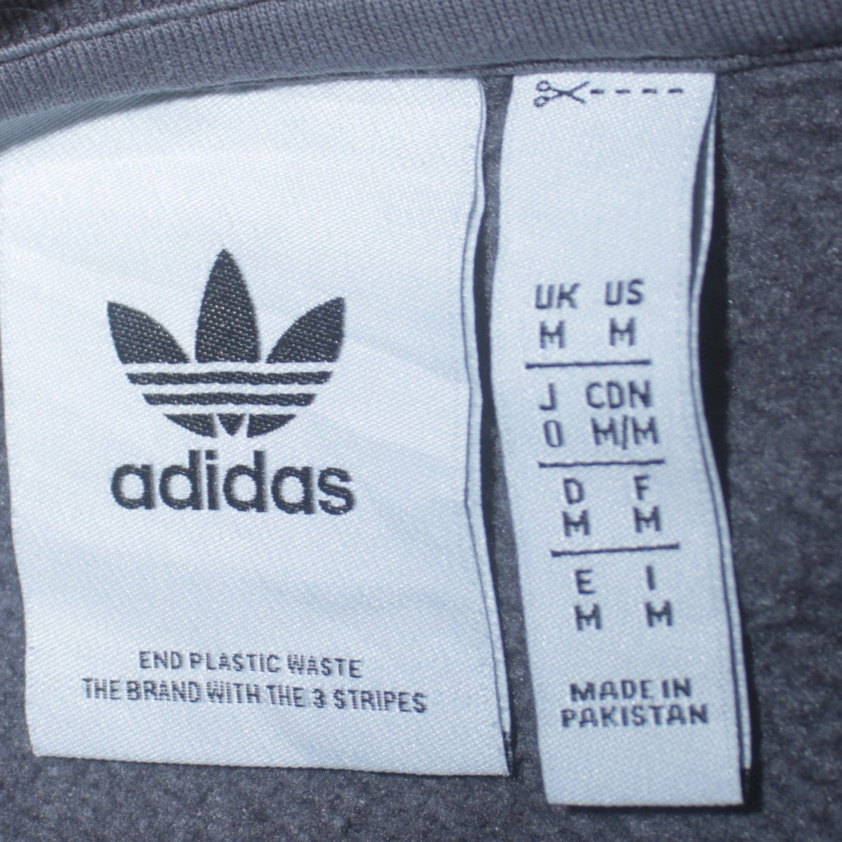 Mens UK Size M adidas Grey Pullover Sweatshirt
