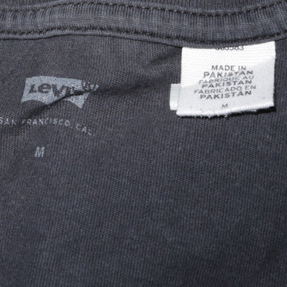 Mens UK Size M Levi's Black  T-Shirt