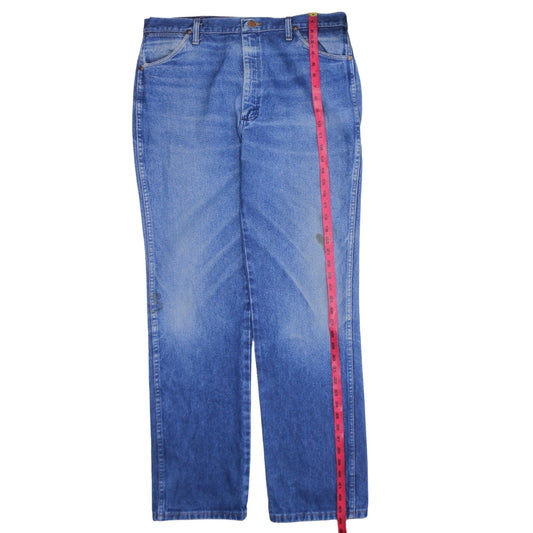 Mens UK Size 38 x 34 Wrangler Regular Fit Straight Jeans