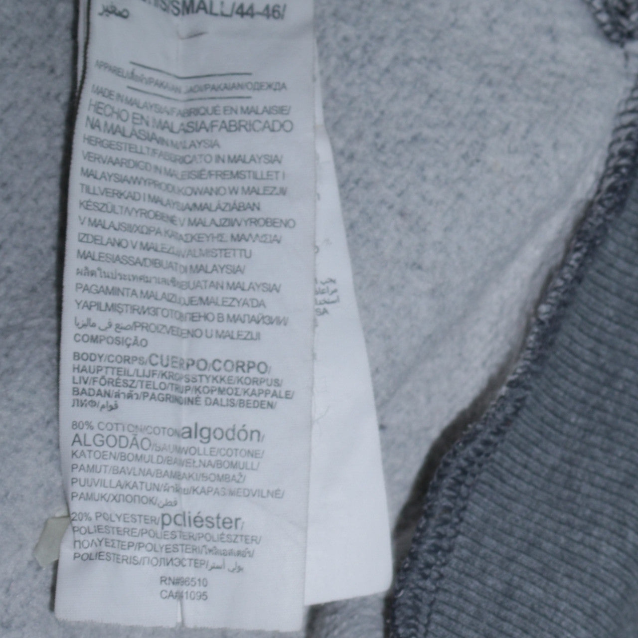 Mens UK Size S Under armour Grey Pullover Hoodie