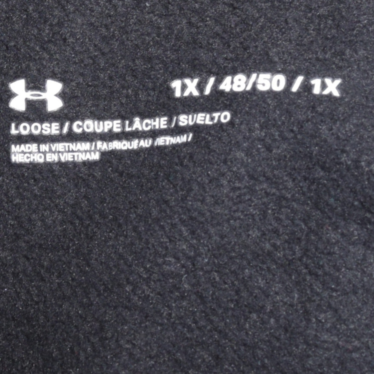 Mens UK Size XL Under armour Black Pullover Hoodie
