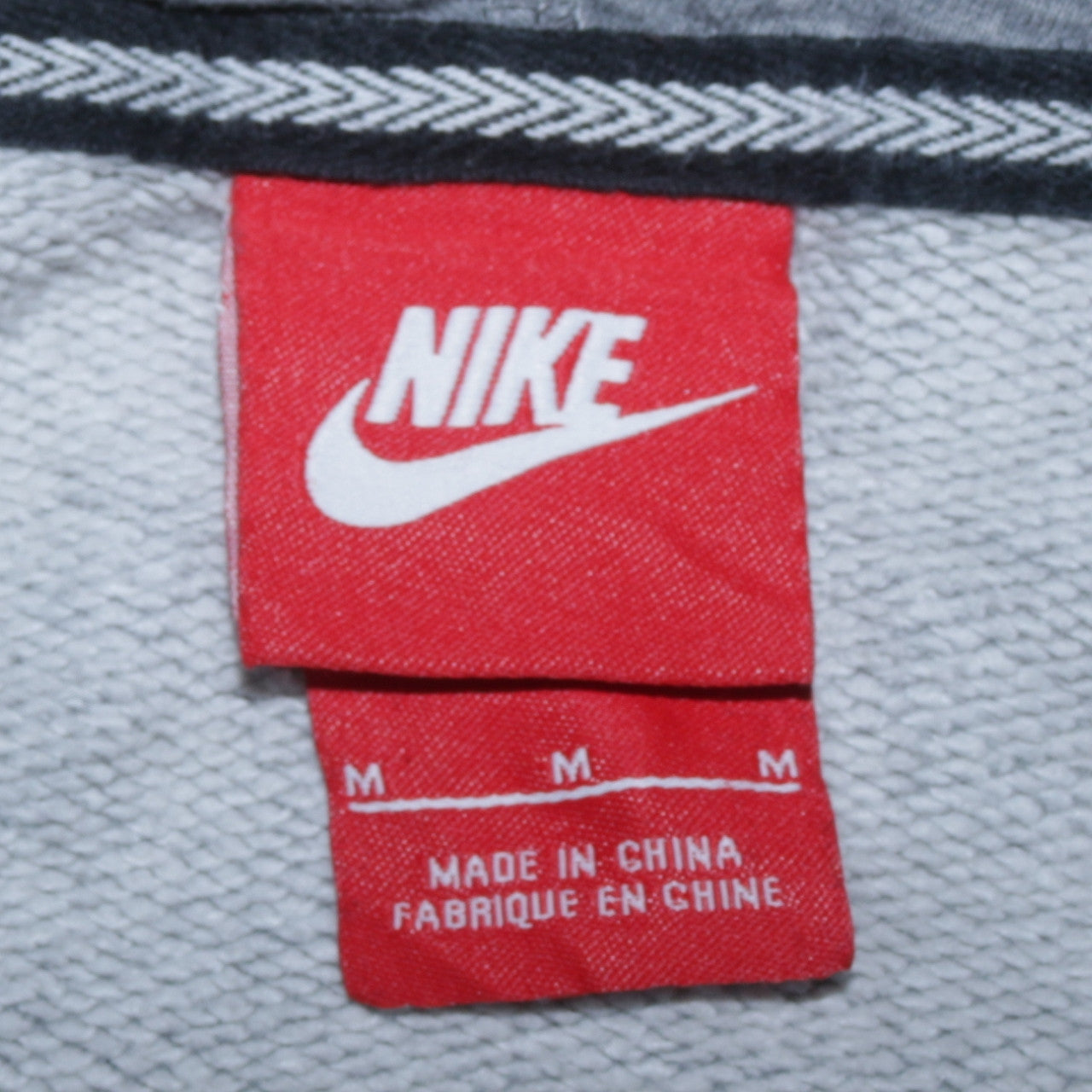 Mens UK Size M Nike Grey Pullover Hoodie