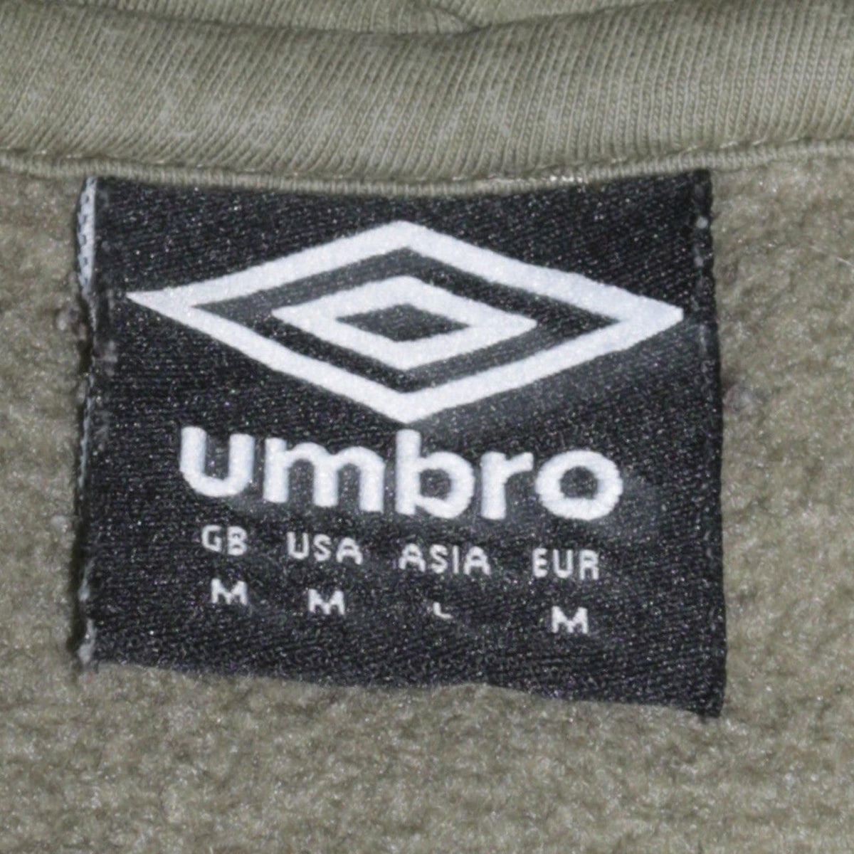 Mens UK Size M Umbro Green Pullover Hoodie
