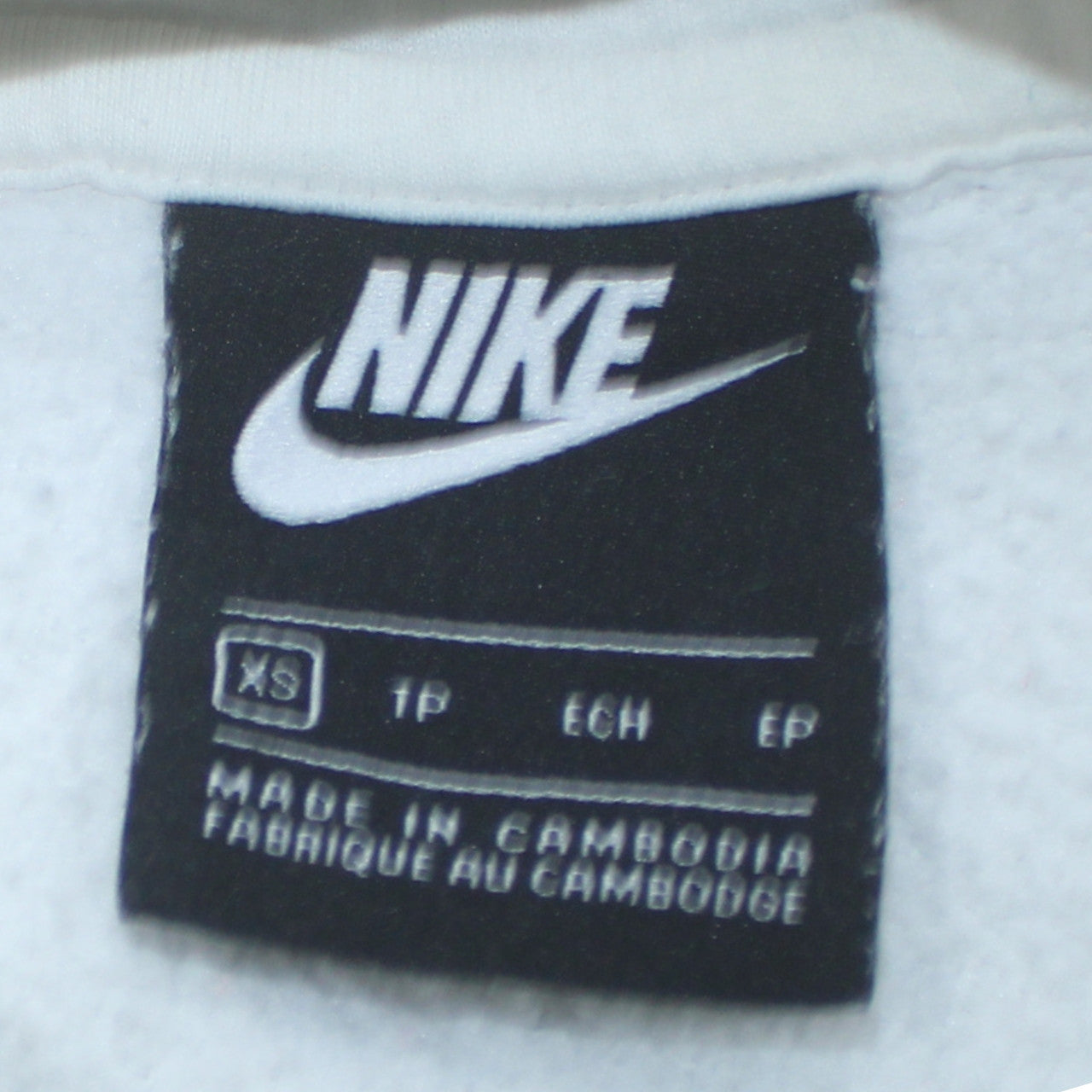 Mens UK Size XS Nike White Pullover Hoodie