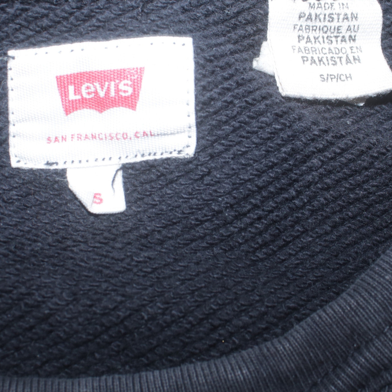 Mens UK Size S Levi's Black Pullover Sweatshirt