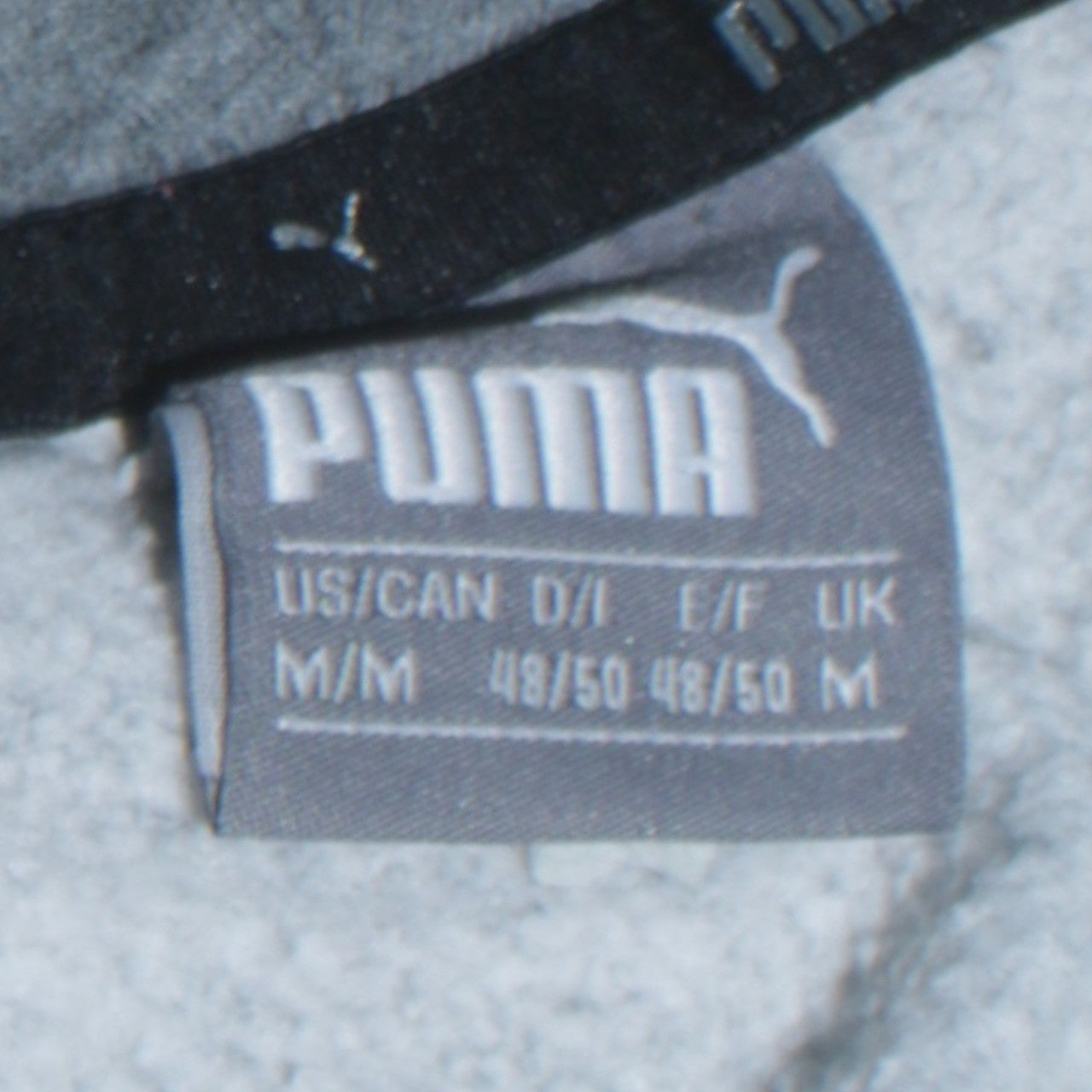 Mens UK Size M PUMA Grey Pullover Hoodie