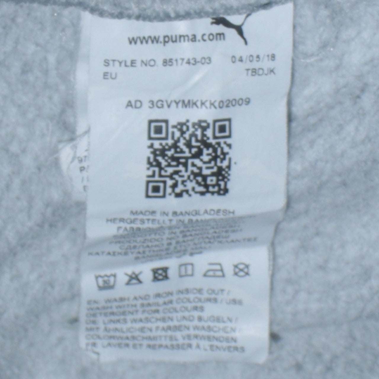 Mens UK Size M PUMA Grey Pullover Hoodie