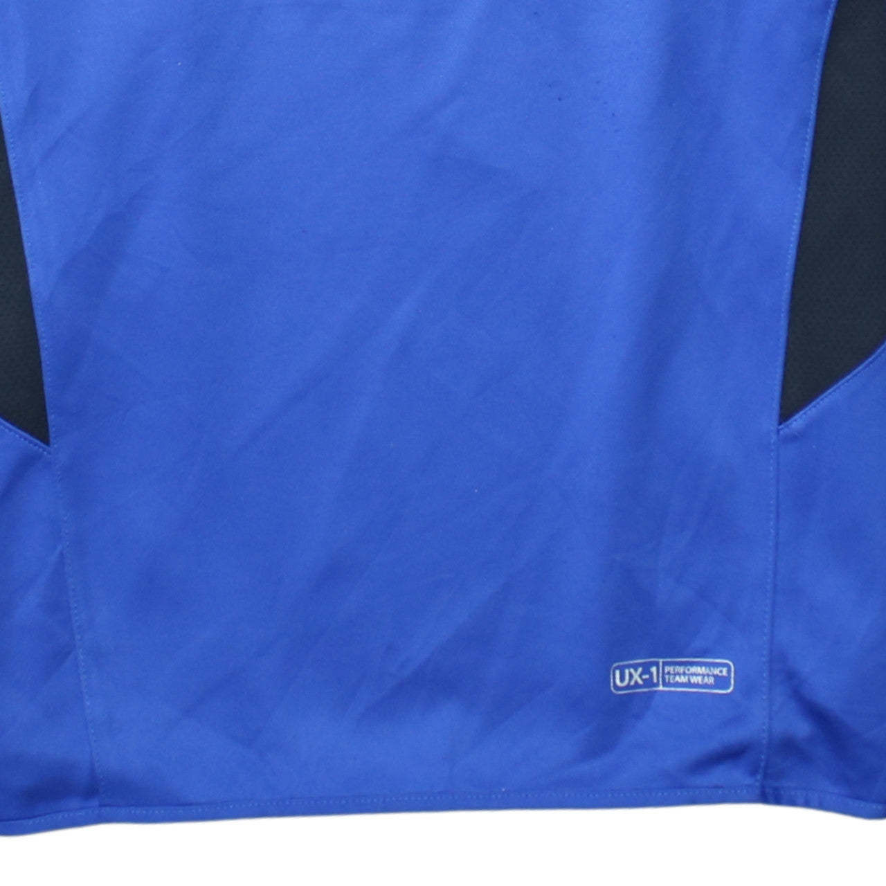 Mens UK Size M Umbro Blue Pullover Sweatshirt