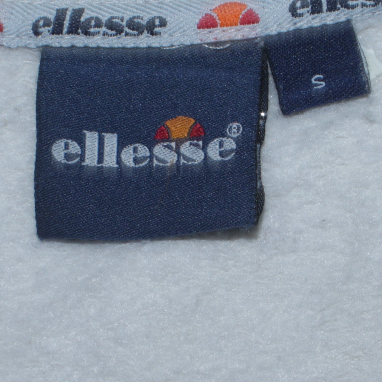 Womens UK Size S ellesse White Pullover Sweatshirt