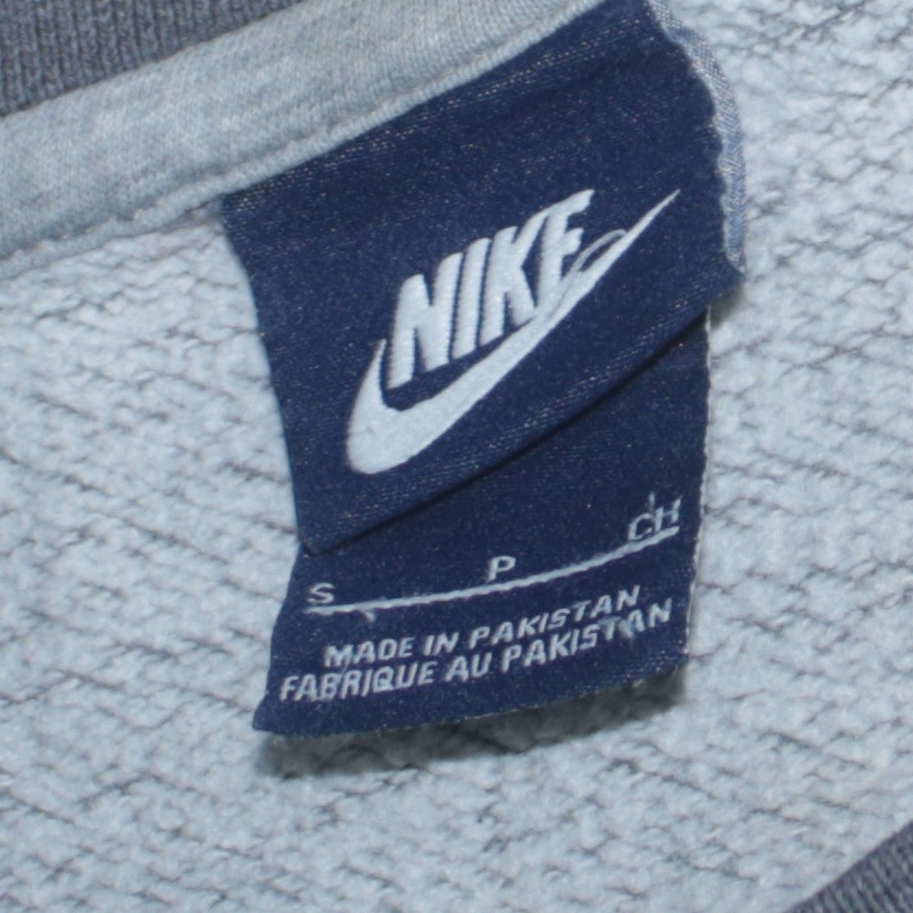 Mens UK Size S Nike Grey Pullover Sweatshirt