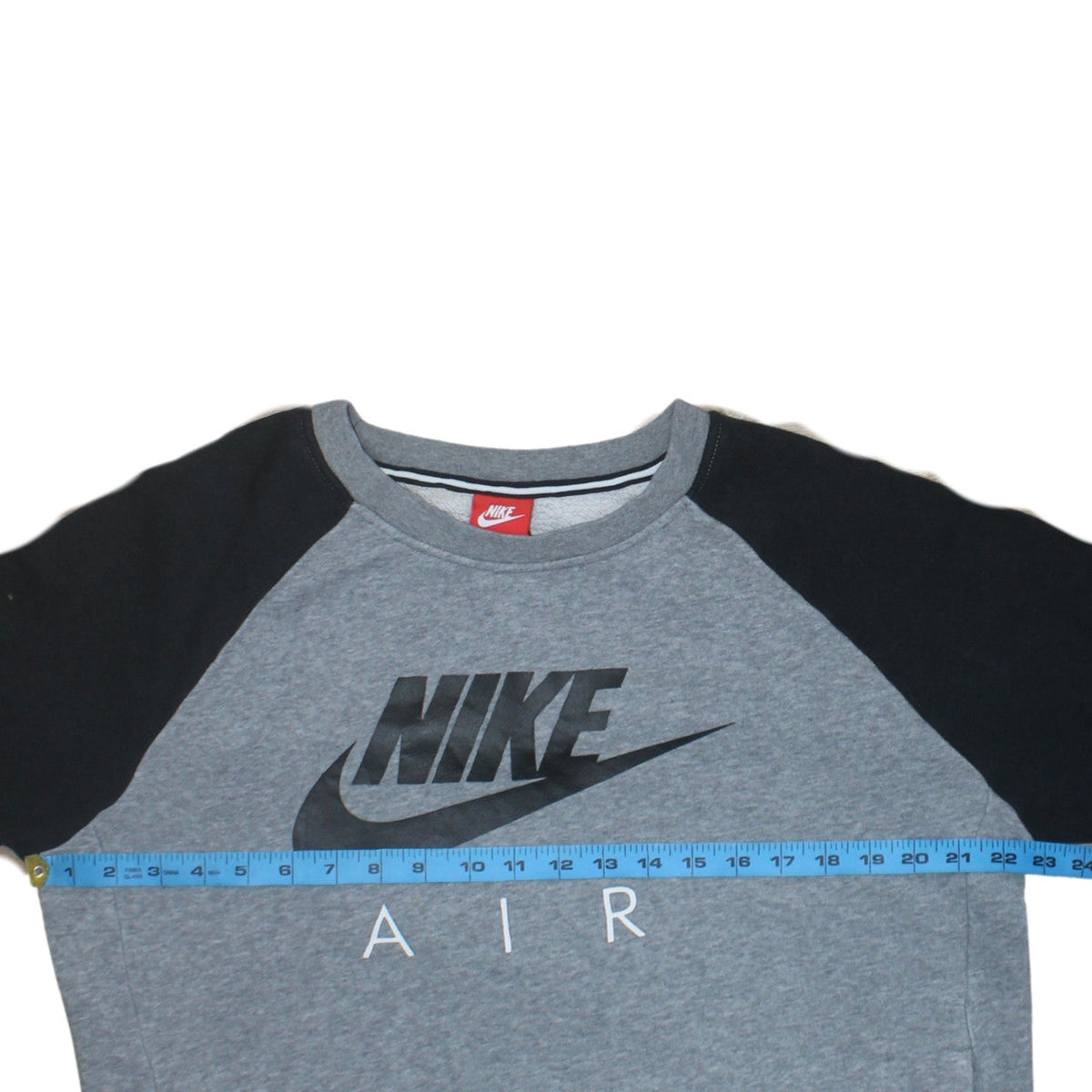 Mens UK Size M Nike Grey Pullover Sweatshirt