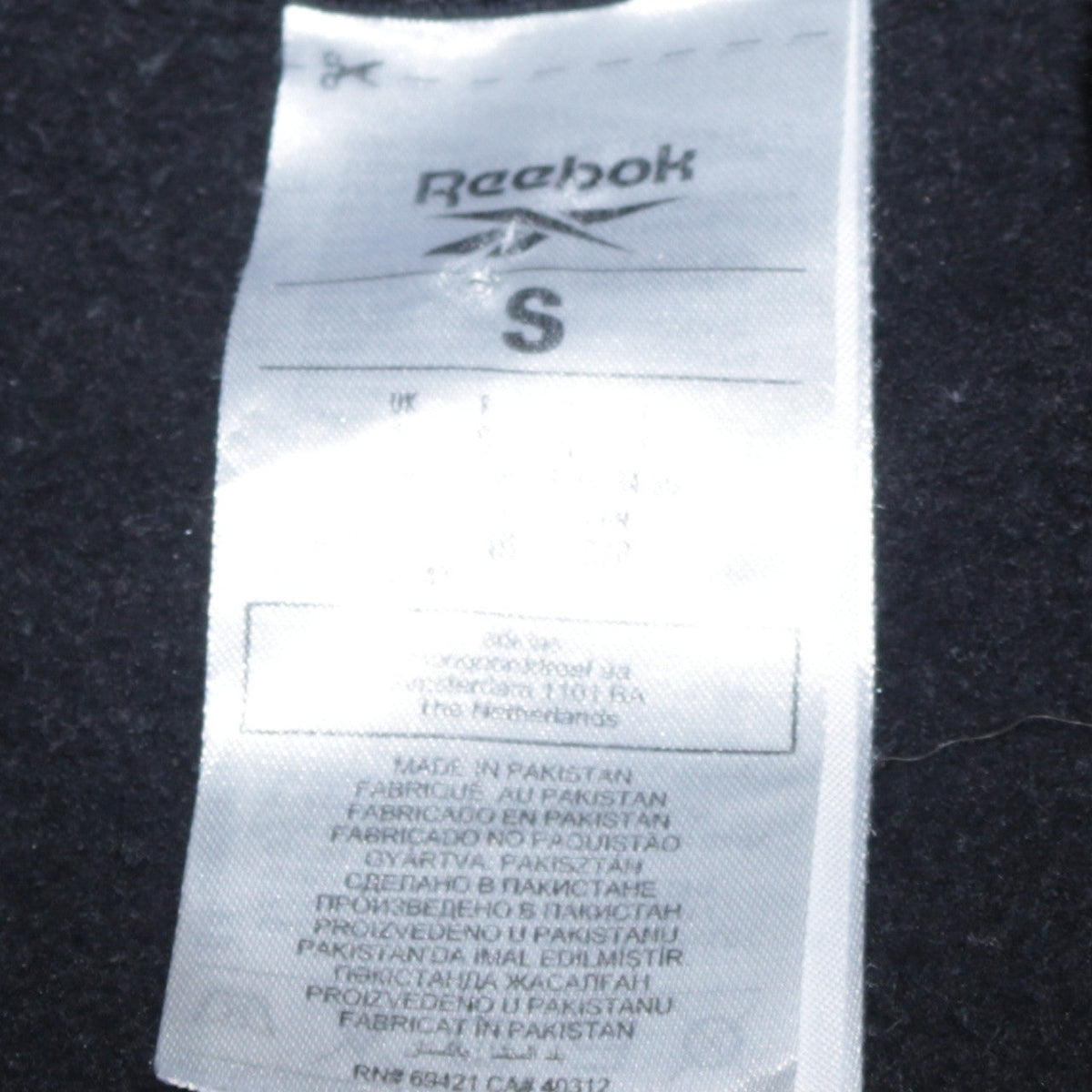 Mens UK Size S Reebok Black Pullover Sweatshirt