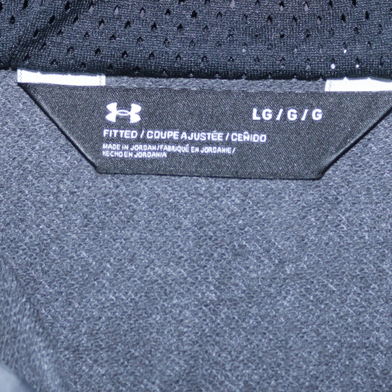 Mens UK Size L Under armour Grey Pullover Hoodie