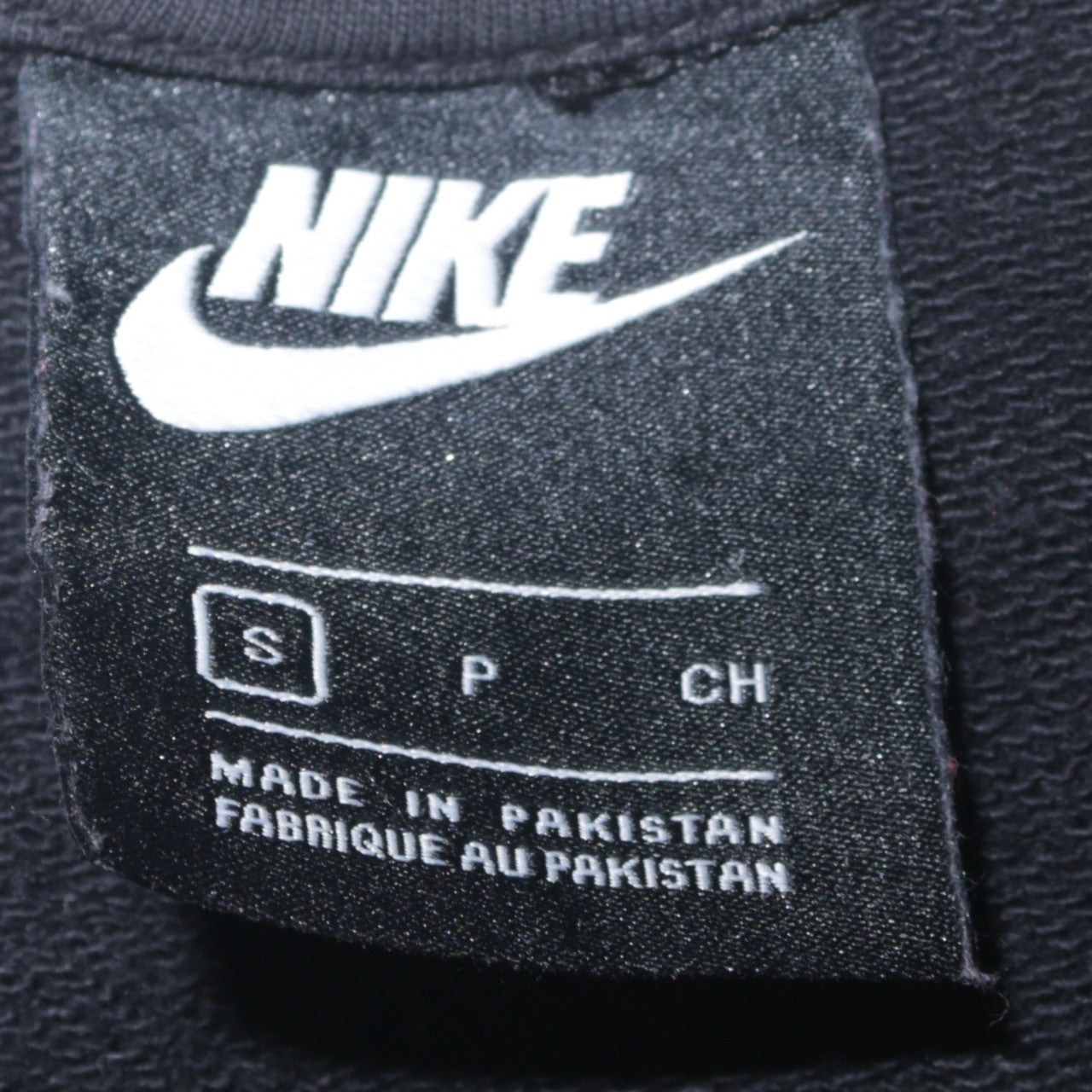 Mens UK Size S Nike Black Pullover Sweatshirt