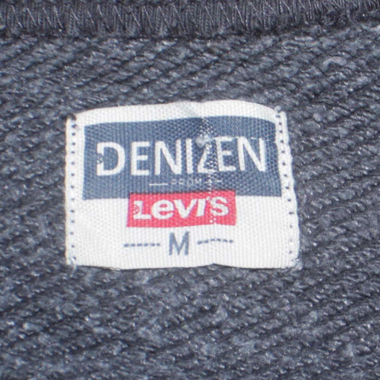 Mens UK Size M Levi's Black Pullover Sweatshirt