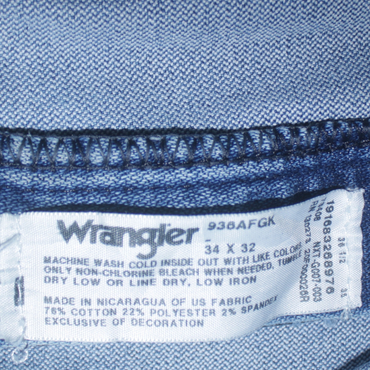 Mens UK Size L Wrangler Regular Fit Straight Blue Jeans