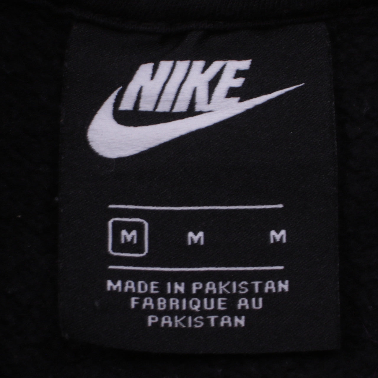 Mens UK Size M Nike Black Pullover Sweatshirt