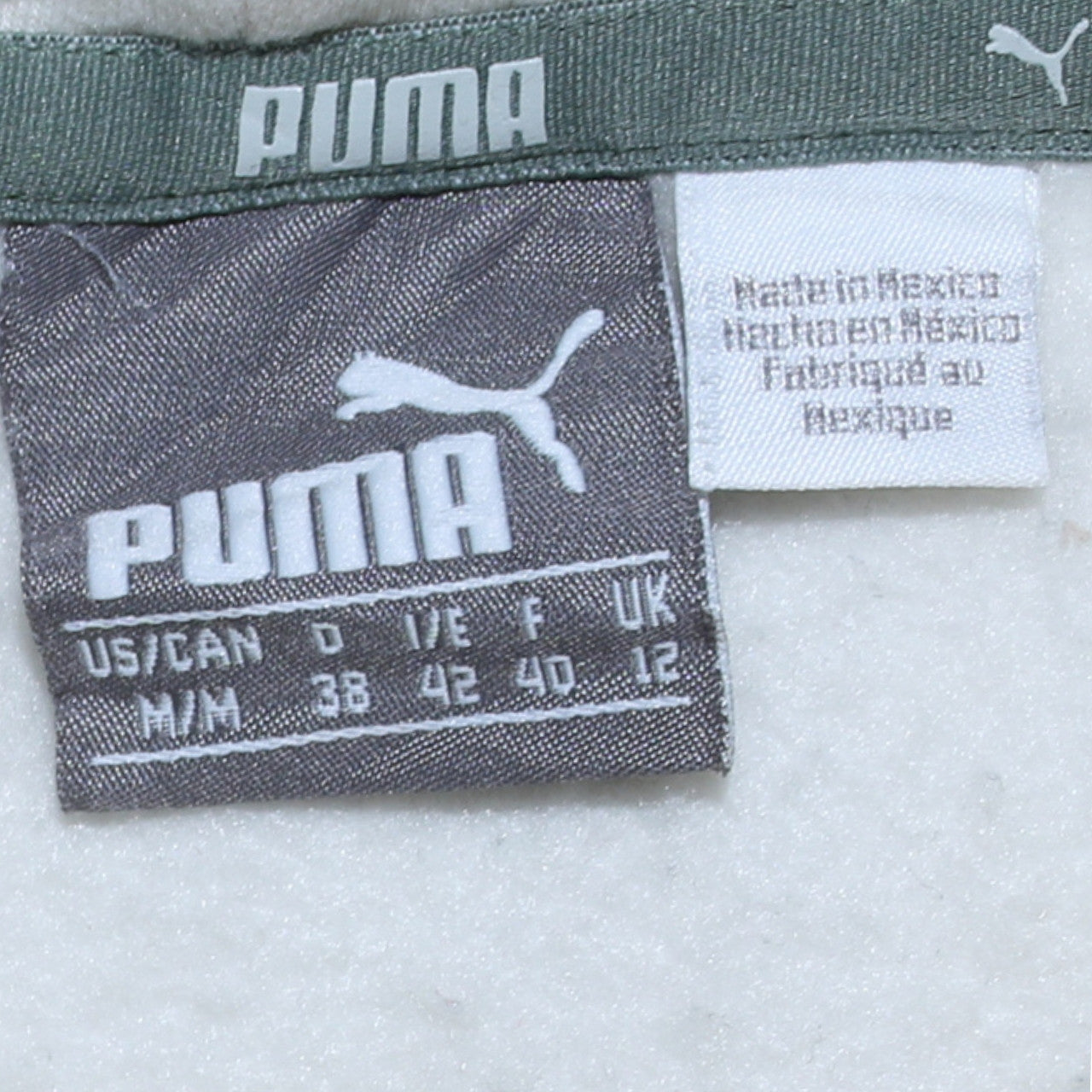 Mens UK Size M PUMA White Pullover Hoodie