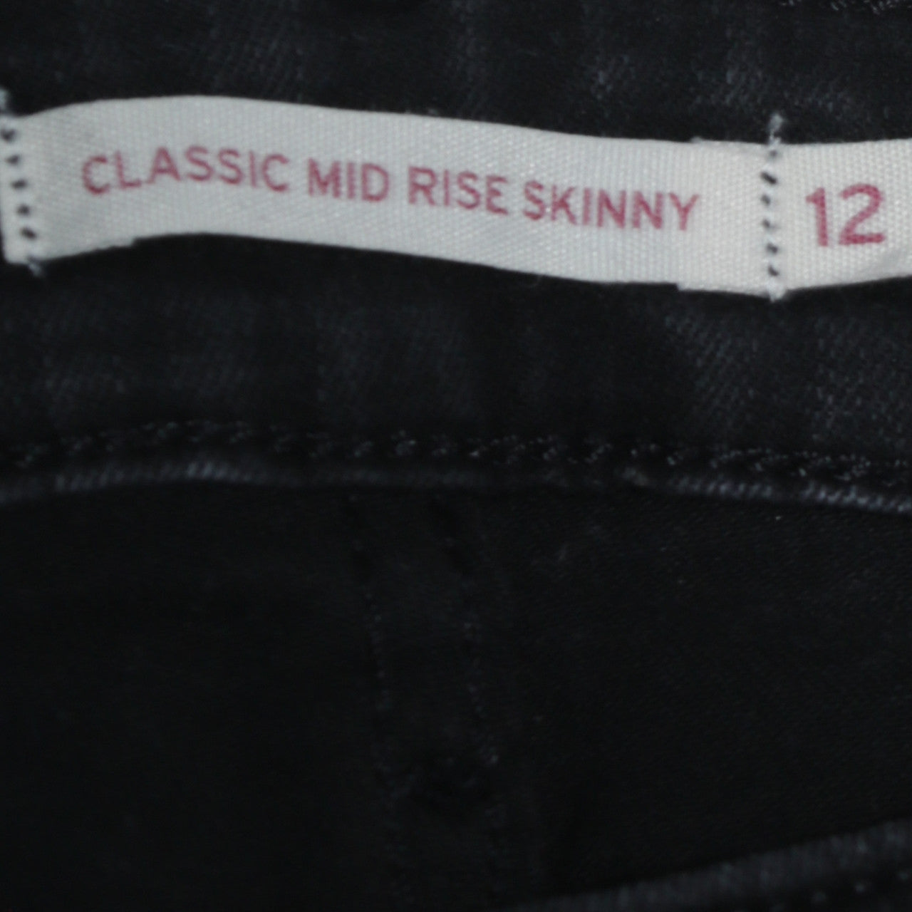 Levi's Women's Black Size 12 Classic Mid Rise Skinny Jeans