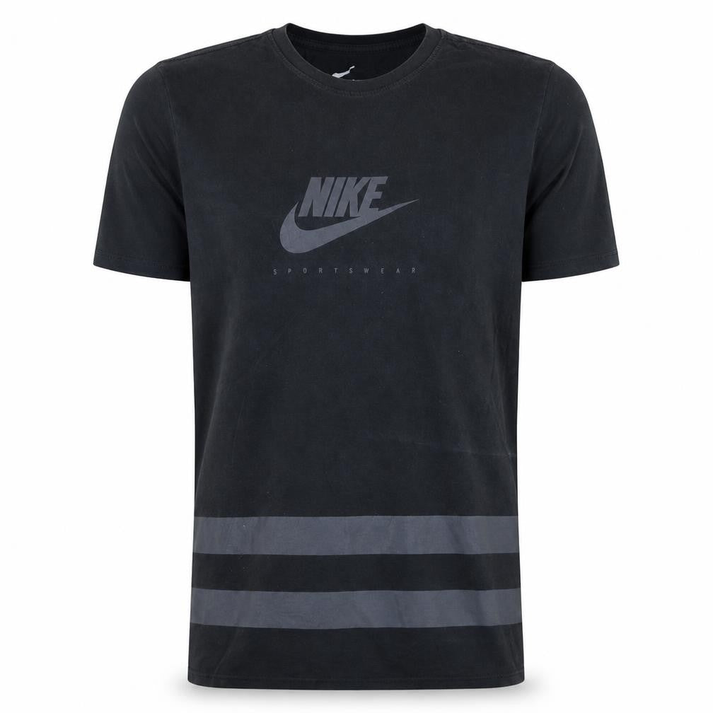 Front view of Nike Men's Black Crew Neck Athletic Fit T-Shirt, size M