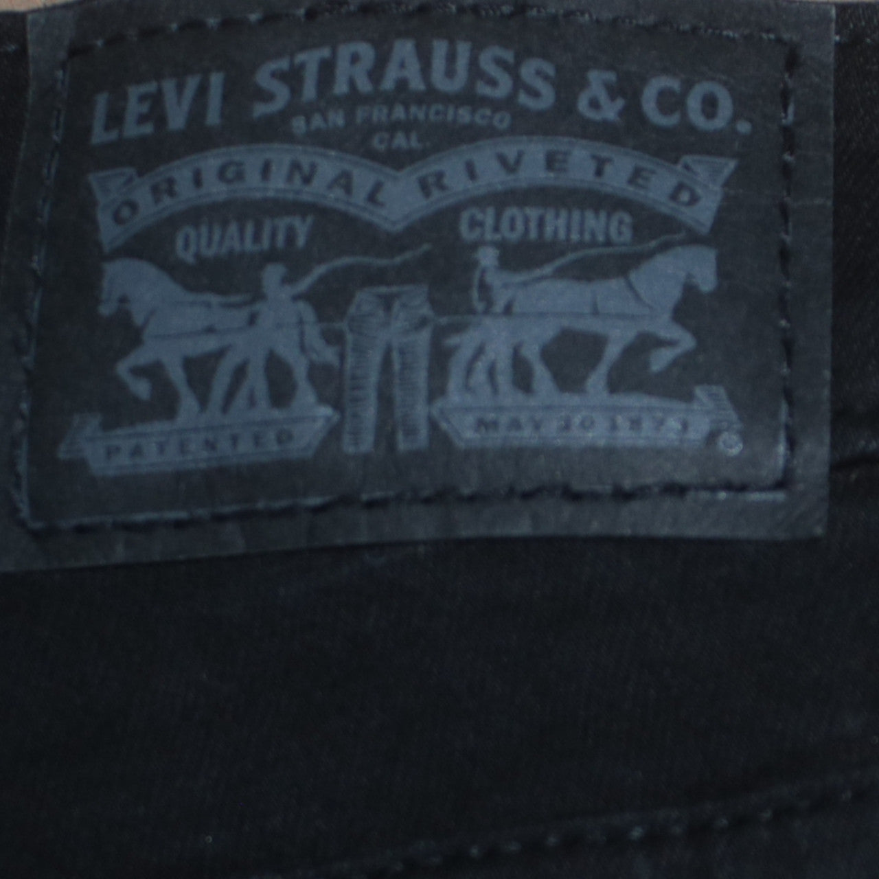 Levi’s 311 Shaping Skinny Women’s Black Denim Jeans Size 29