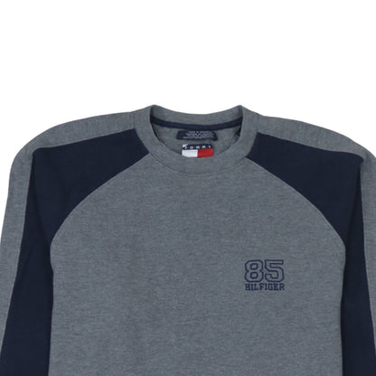 Tommy Hilfiger Men's Grey Crew Neck Pullover Sweatshirt Size S