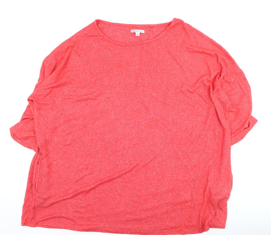 Capsule Women’s Red Plus Size 28/30 Relaxed Fit Basic T-Shirt