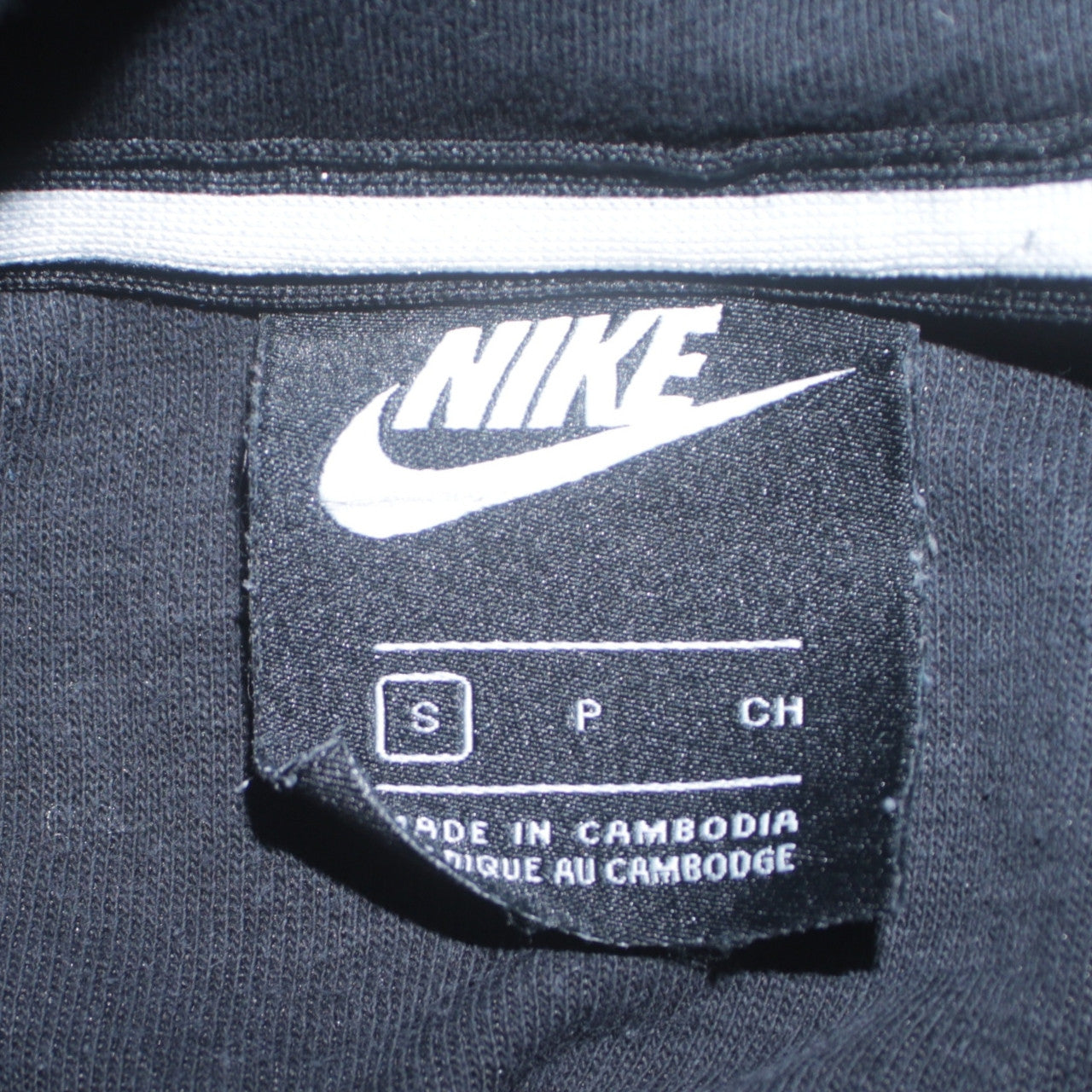 Nike Men's Blue Pullover Hoodie Small Logo Graphic Regular Fit