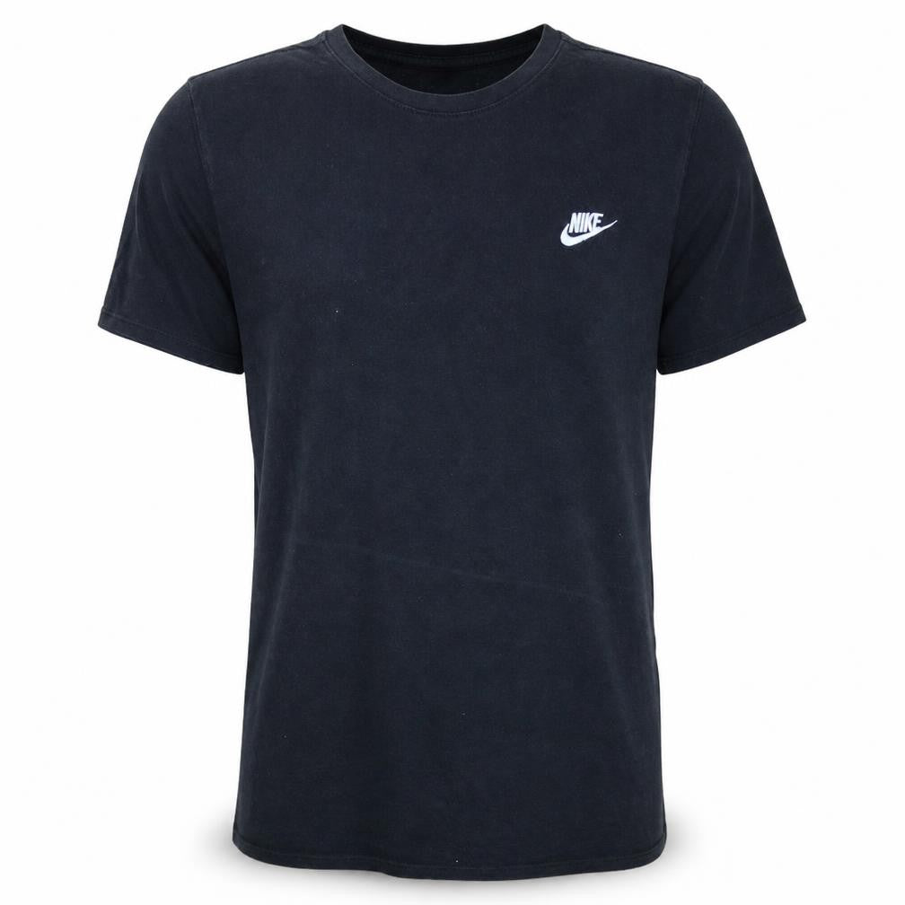 Front view of Nike Men's Black L Athletic Fit Crew Neck Sports T-Shirt