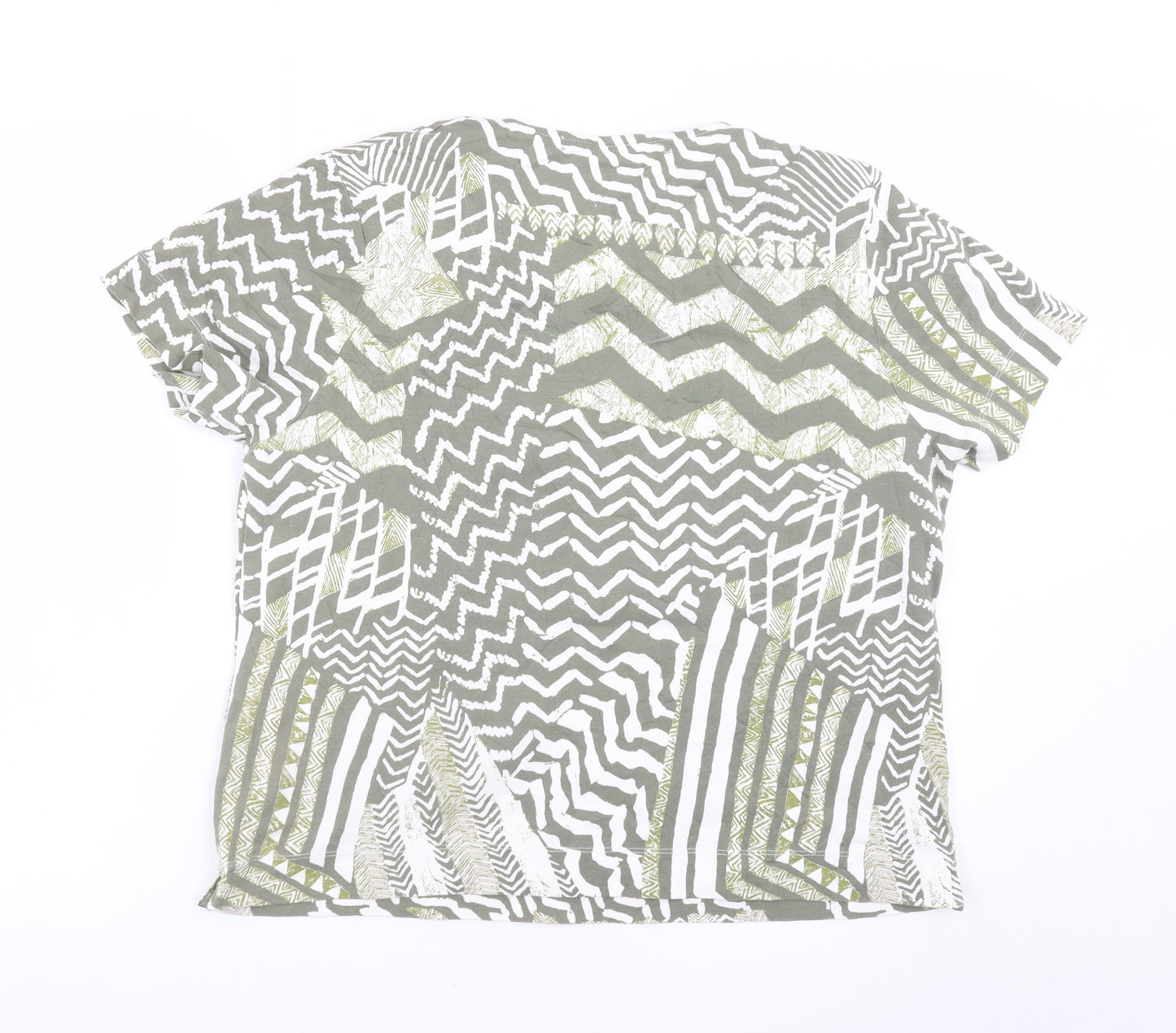 TIGI Women Green Geometric Print Cotton T-Shirt Size 18