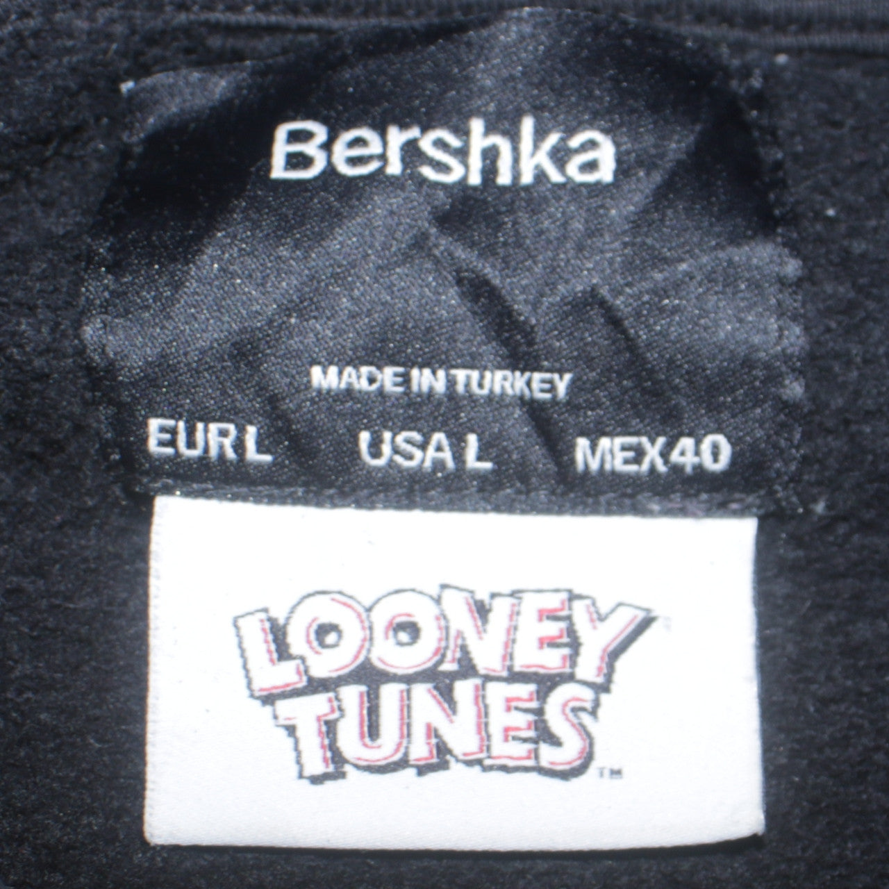 Bershka Men’s Black Looney Tunes Hoodie L Pullover Graphic Sweatshirt