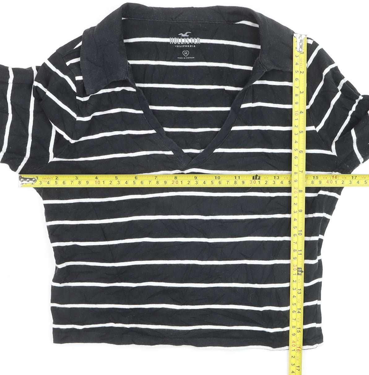 Hollister Women's Black Striped Cropped Long Sleeve T-Shirt M