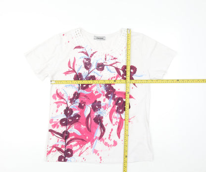 Alexara Women’s White Floral Beaded T-Shirt Size M